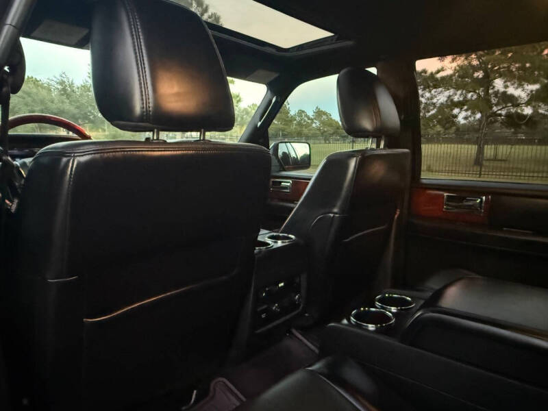 2017 Lincoln Navigator Select