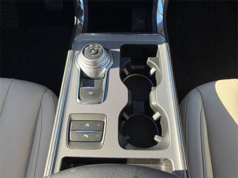 2021 Ford Edge Titanium