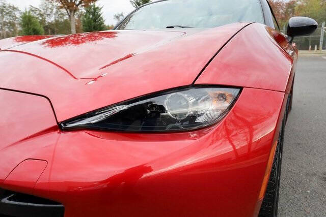 2016 Mazda MX-5 Miata Sport