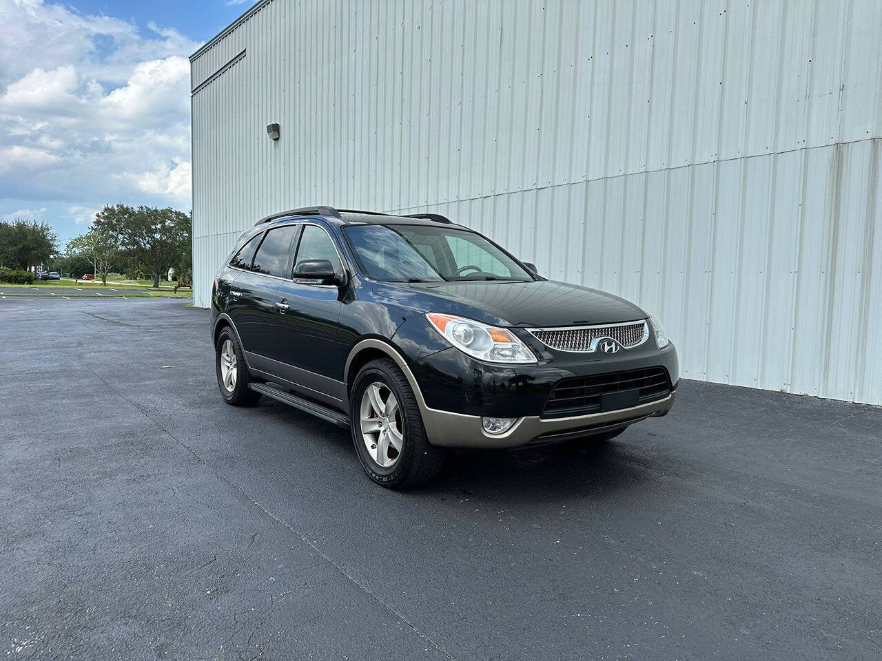 2008 Hyundai Veracruz for sale at FHW Garage in Fort Pierce, FL