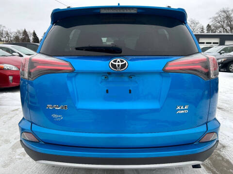 2016 Toyota RAV4 XLE
