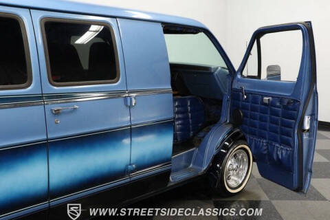 1977 Dodge D200 Pickup