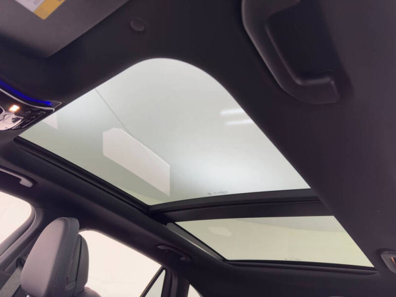 2025 Mercedes-Benz GLC GLC 300