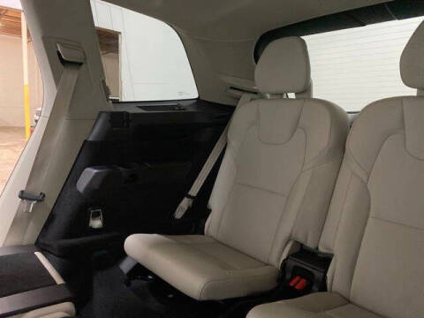 2024 Volvo XC90 B6 Core Bright Theme