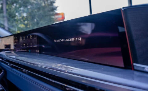 2025 Cadillac Escalade IQ Luxury 2