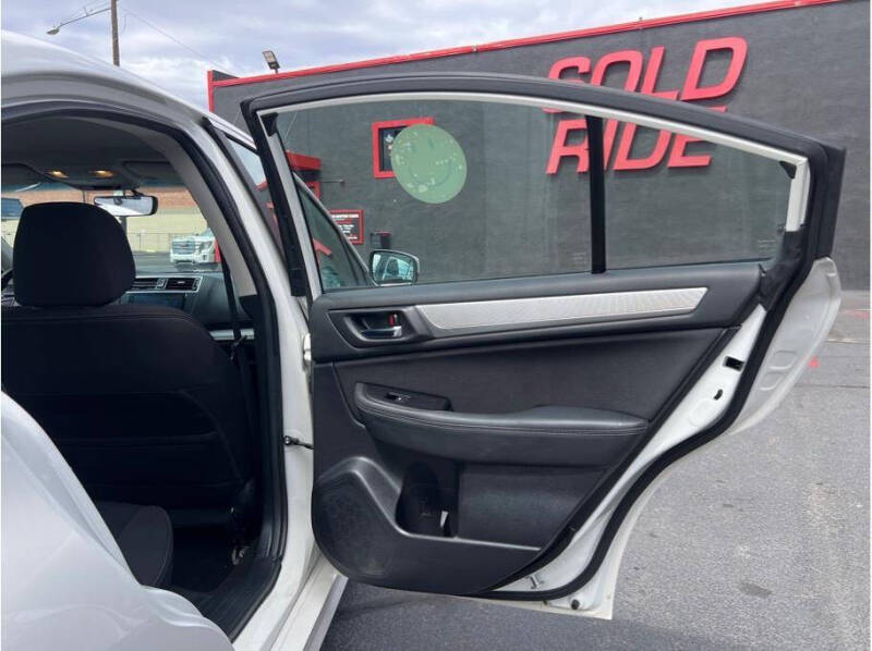 2018 Subaru Legacy 2.5i Premium