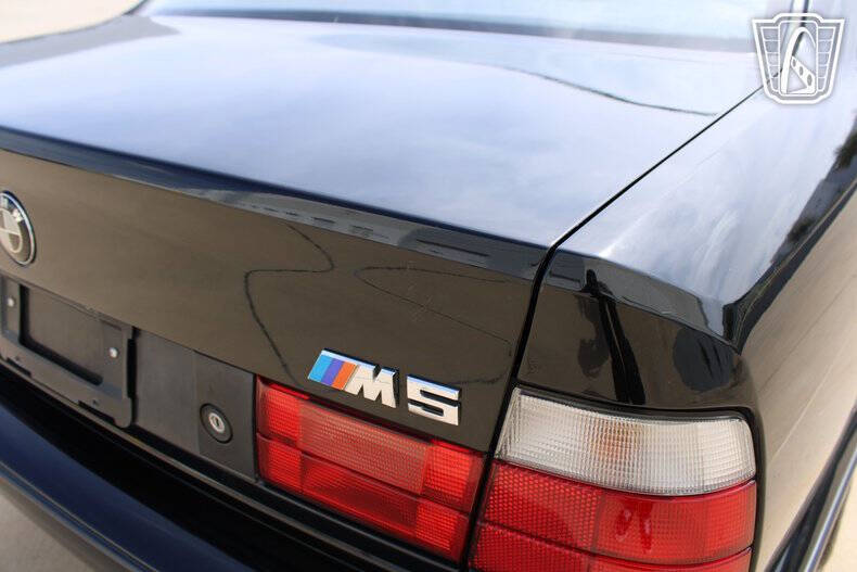 1991 BMW M5