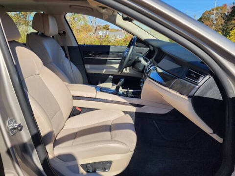 2011 BMW 7 Series 750Li