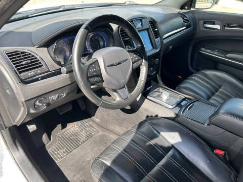 2019 Chrysler 300 S
