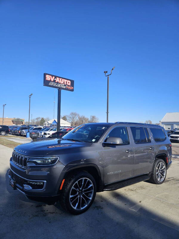 2022 Jeep Wagoneer Series II's photo