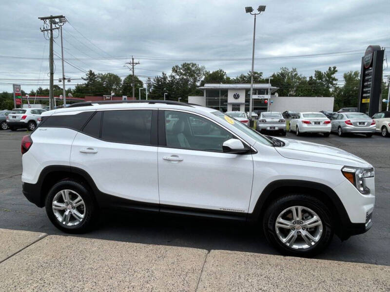 2022 GMC Terrain SLE