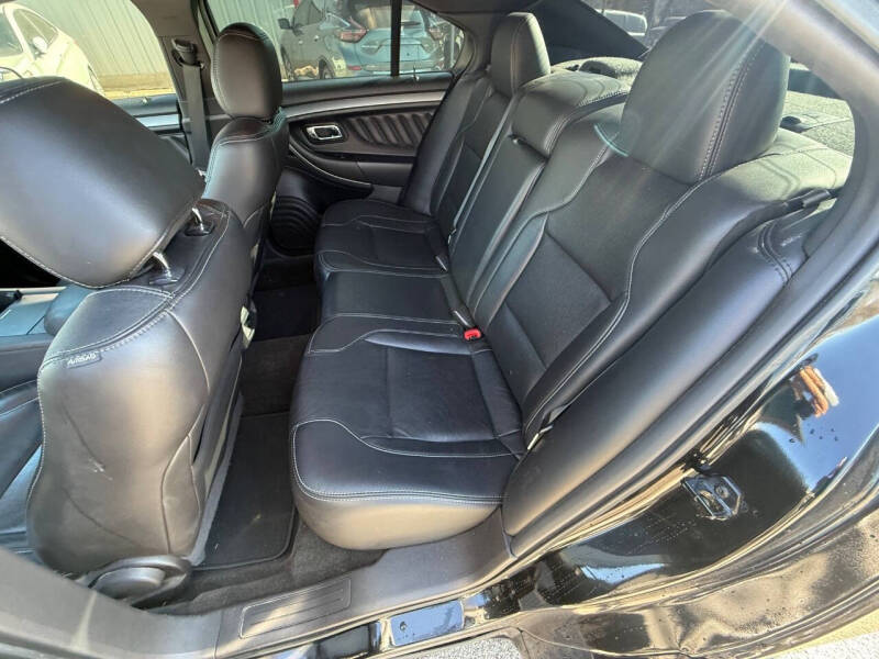 2015 Ford Taurus SEL