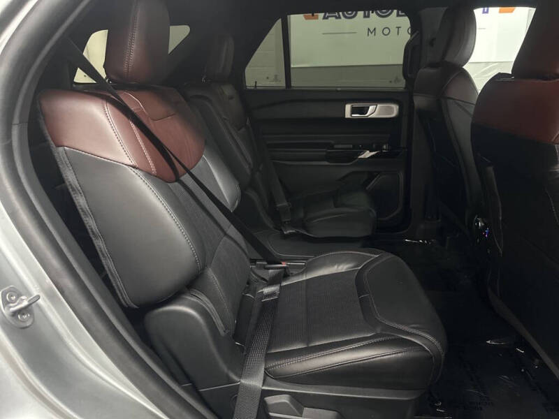 2022 Ford Explorer Platinum