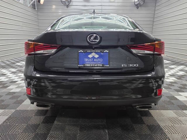 2018 Lexus IS 300