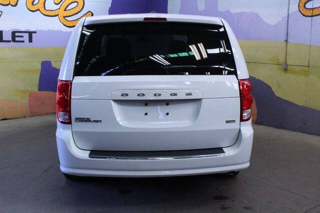 2016 Dodge Grand Caravan SE Plus