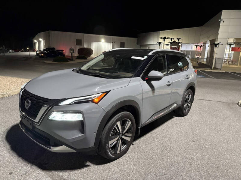 2023 Nissan Rogue Platinum's photo