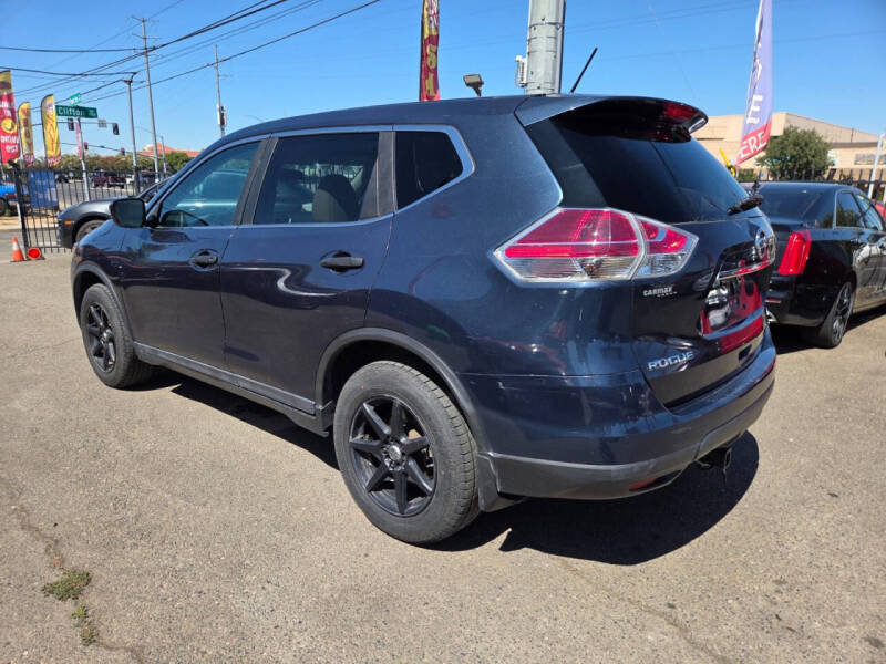 2016 Nissan Rogue S