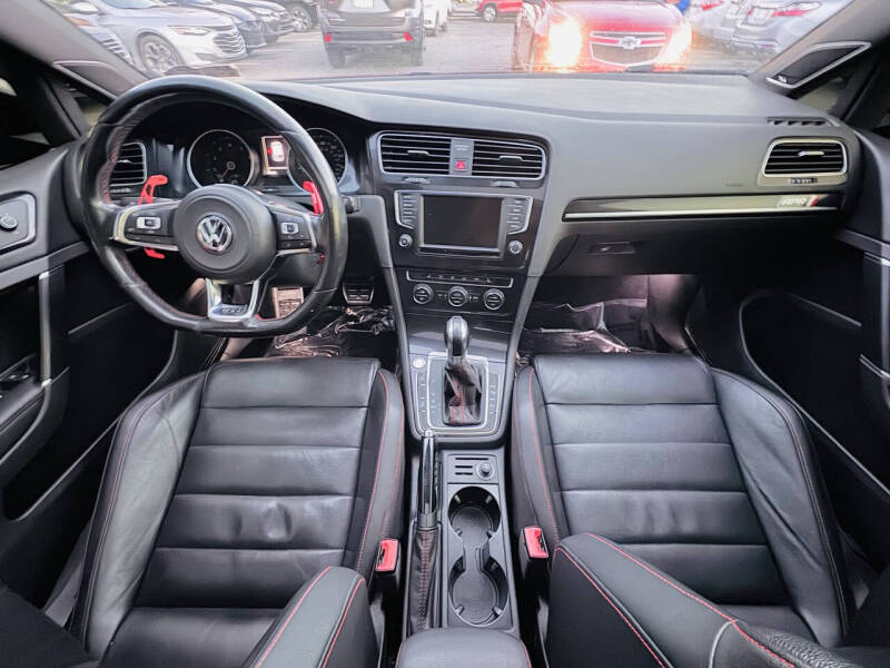 2016 Volkswagen Golf GTI Autobahn