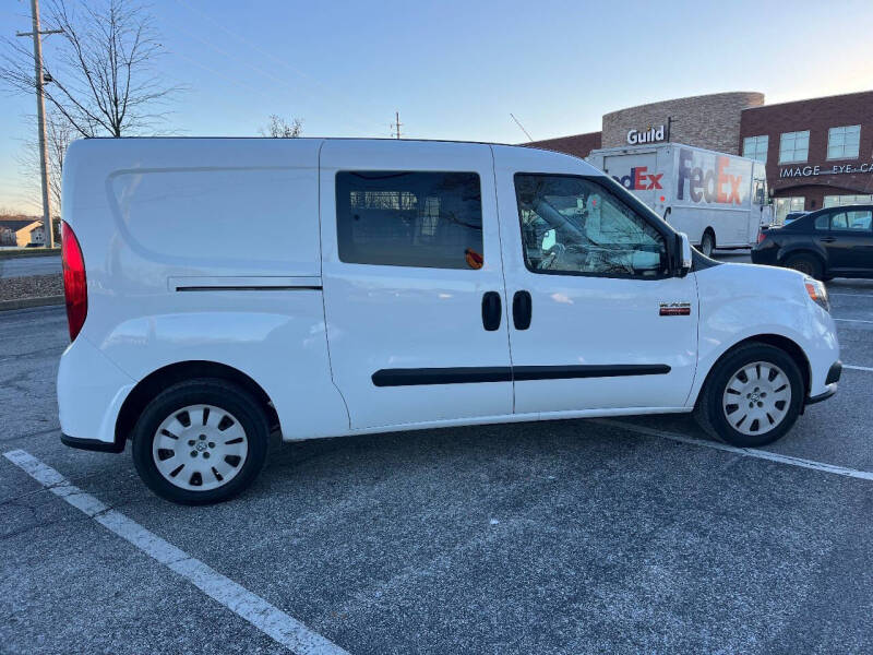 2019 RAM Promaster City SLT photo 8