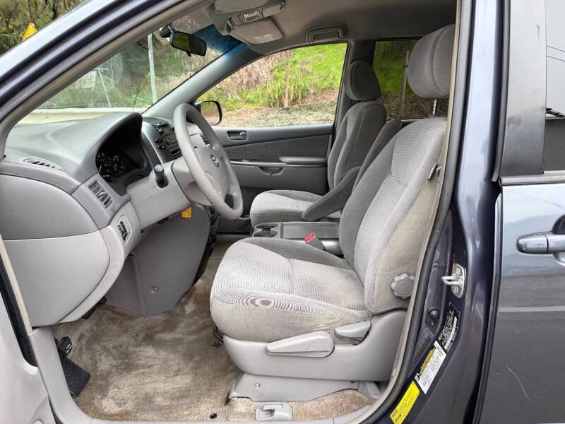 2006 Toyota Sienna CE 7 Passenger