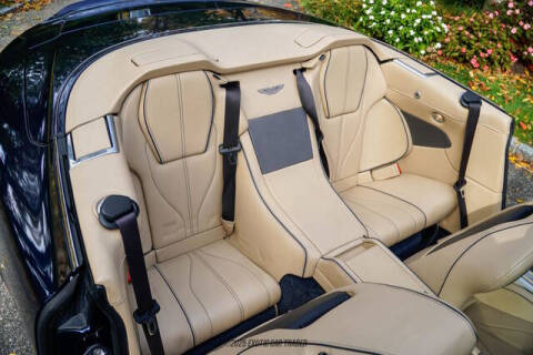 2015 Aston Martin DB9 Volante