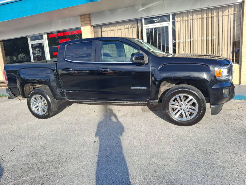 2015 GMC Canyon SLE photo 2