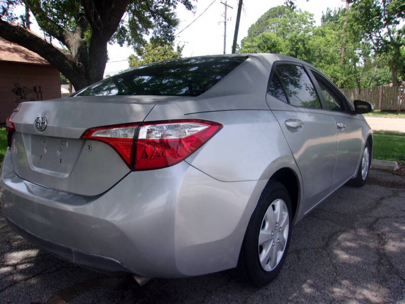 2015 Toyota Corolla LE