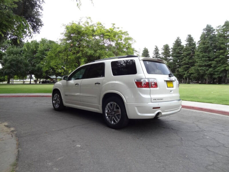 2011 GMC Acadia Denali