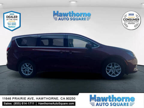 2021 Chrysler Voyager LX