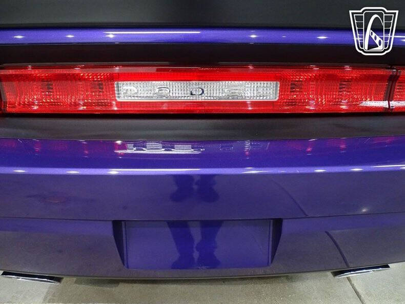 2010 Dodge Challenger SRT8