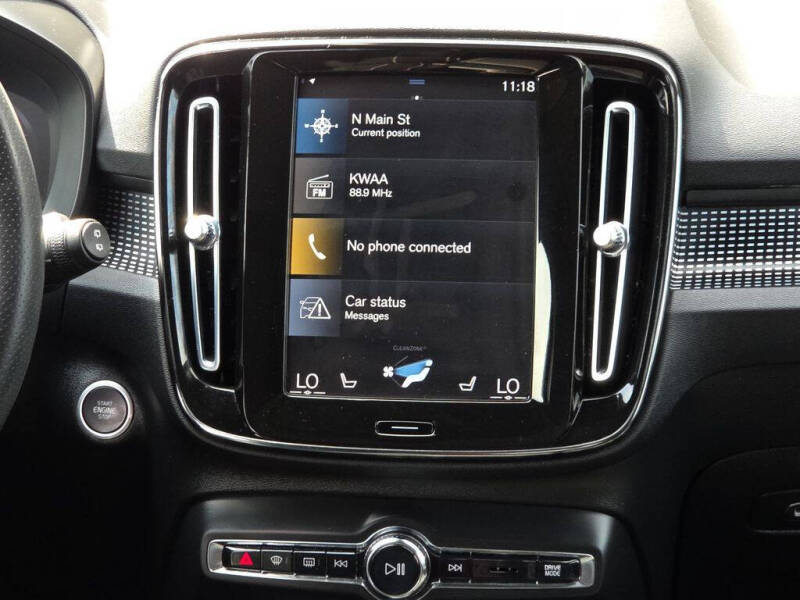 2021 Volvo XC40 T5 R-Design