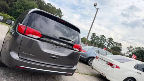 2019 Chrysler Pacifica Touring L