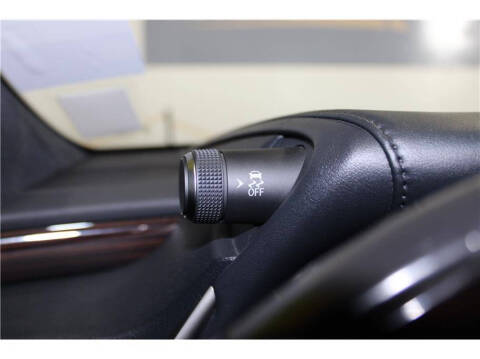 2021 Lexus ES 300h Luxury