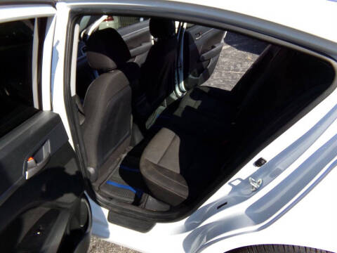 2018 Hyundai Elantra