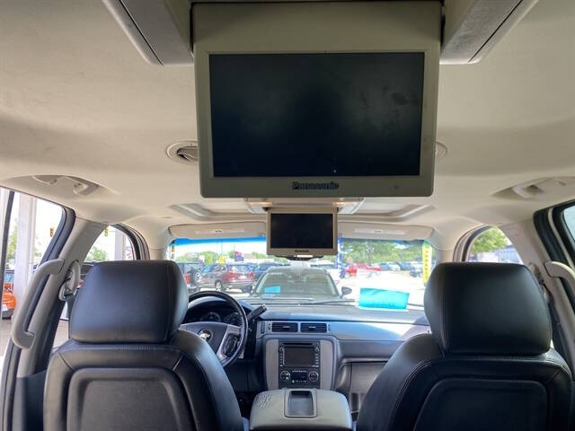 2011 Chevrolet Suburban LTZ