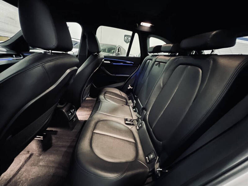 2021 BMW X1 sDrive28i