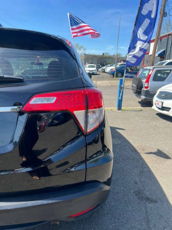 2021 Honda HR-V LX