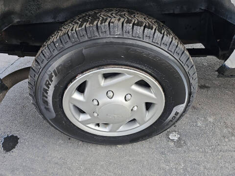 2013 Ford E-Series E-150