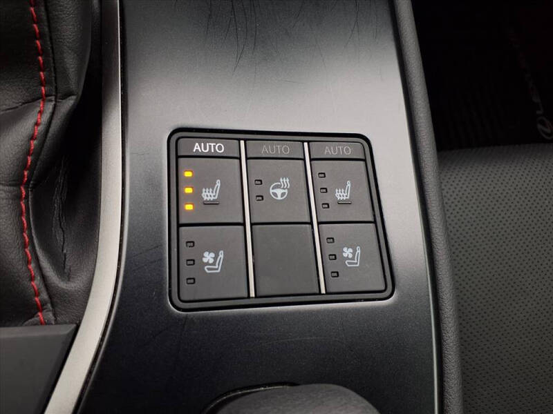 2023 Lexus UX 250h F SPORT Handling