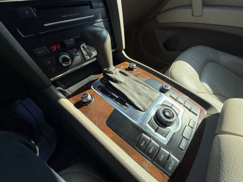 2011 Audi Q7 3.0T quattro Premium Plus