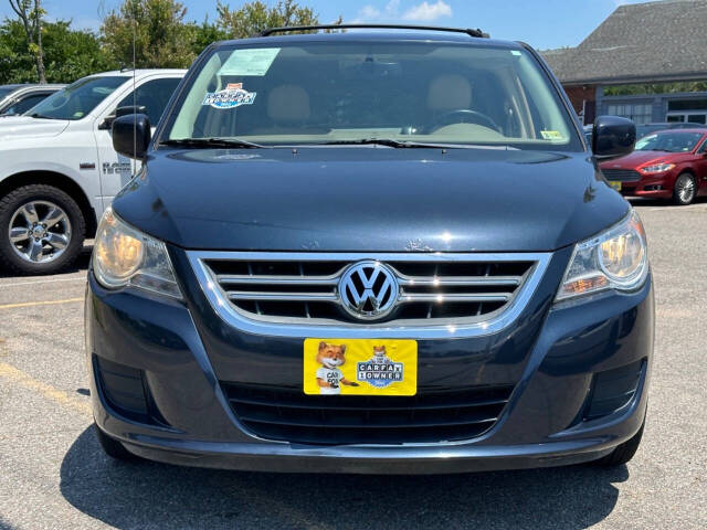 2009 Volkswagen Routan for sale at CarMood in Virginia Beach, VA