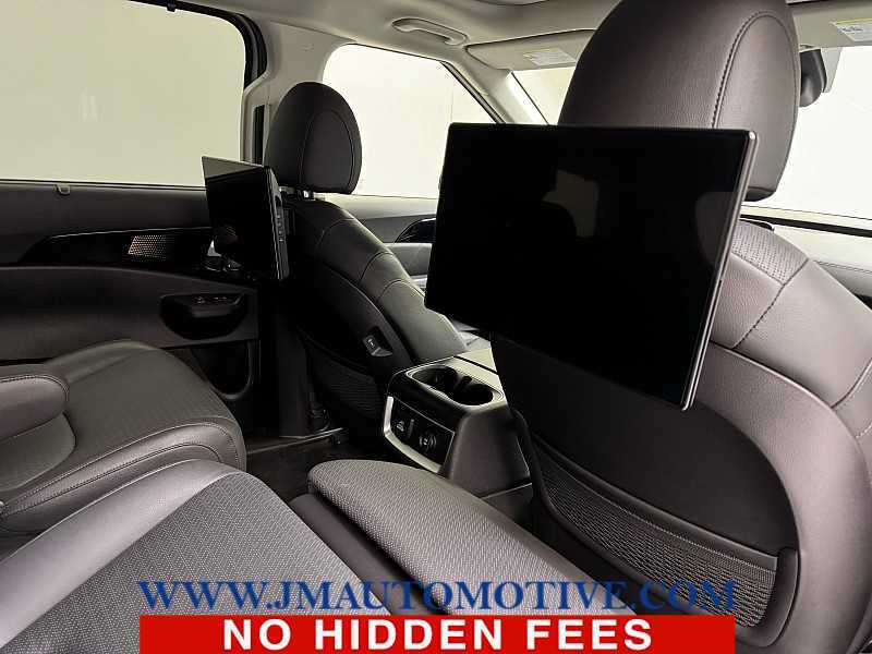 2025 Kia Carnival SX Prestige