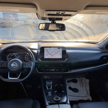 2023 Nissan Rogue SL