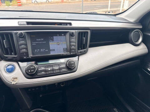 2017 Toyota RAV4 Hybrid Limited