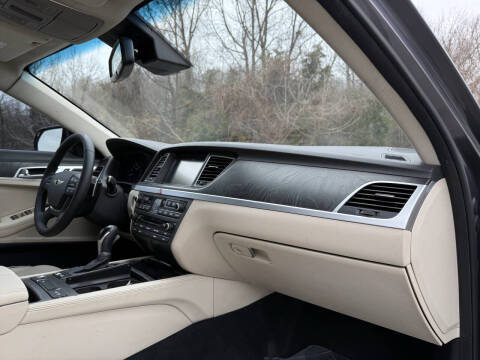 2015 Hyundai Genesis 5.0L
