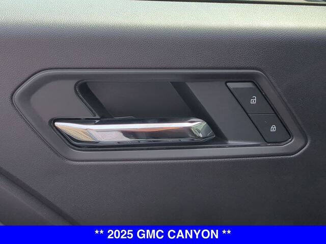 2025 GMC Canyon Elevation