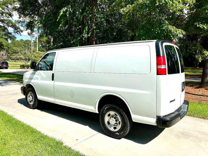 2019 Chevrolet Express 2500