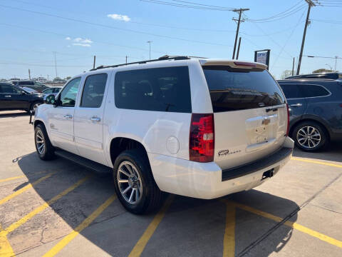 2012 Chevrolet Suburban LT