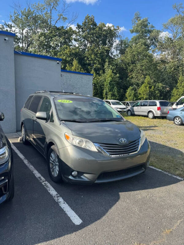2014 Toyota Sienna