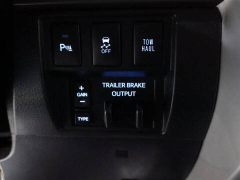 2017 Toyota Tundra SR5